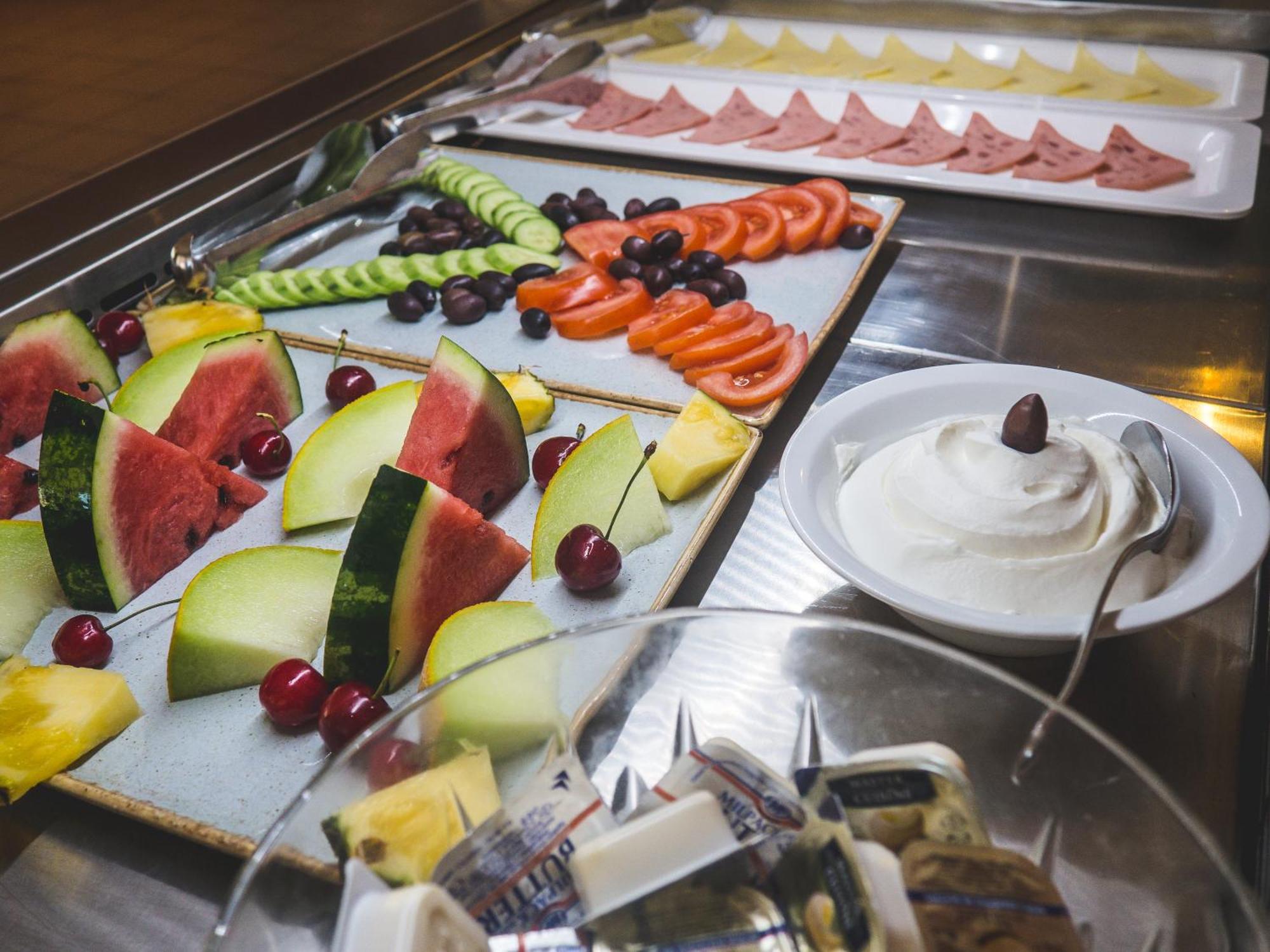 Kokkini Hani Ideal Hotel מראה חיצוני תמונה